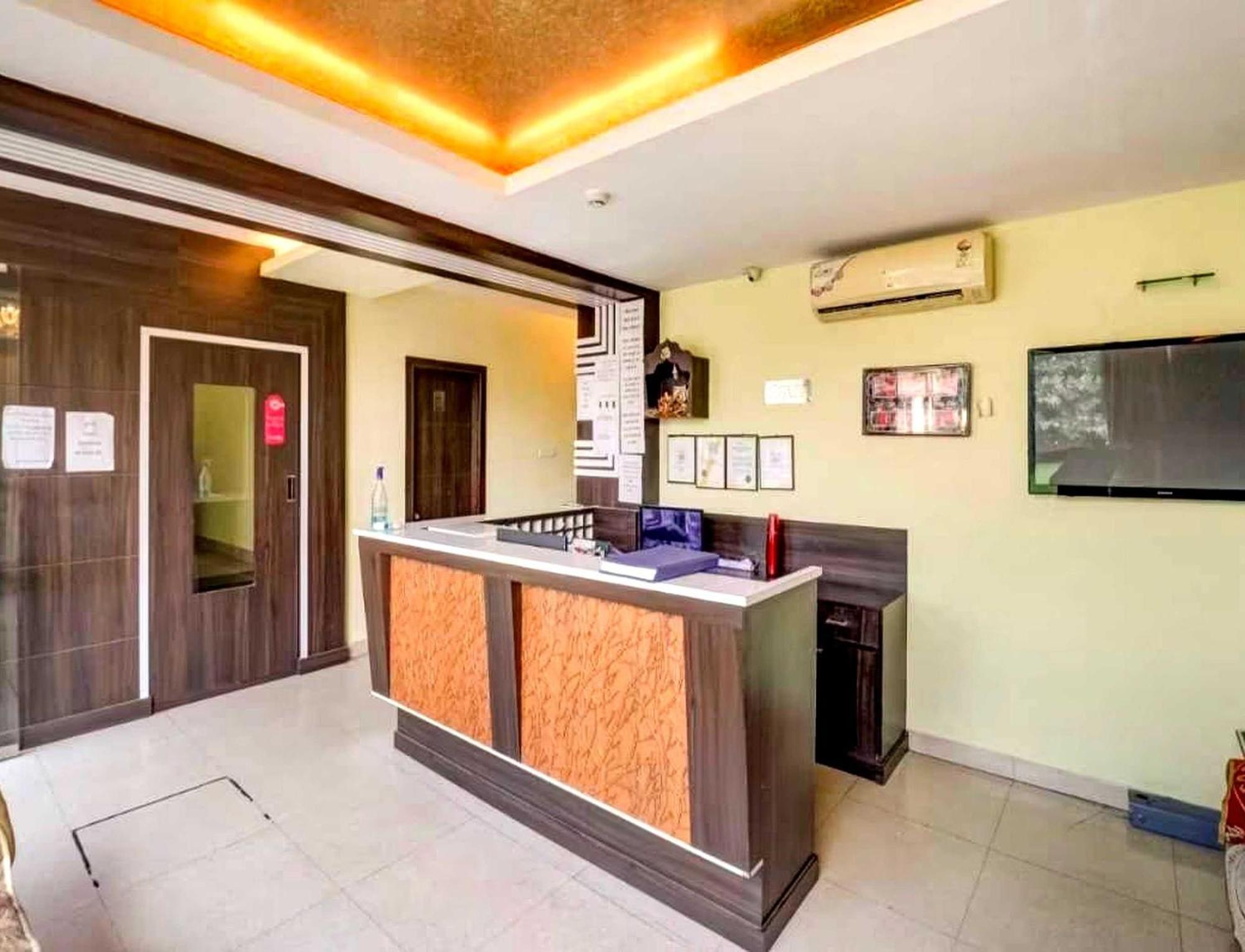 Collection O Hotel Kashi Inn Varanasi Luaran gambar