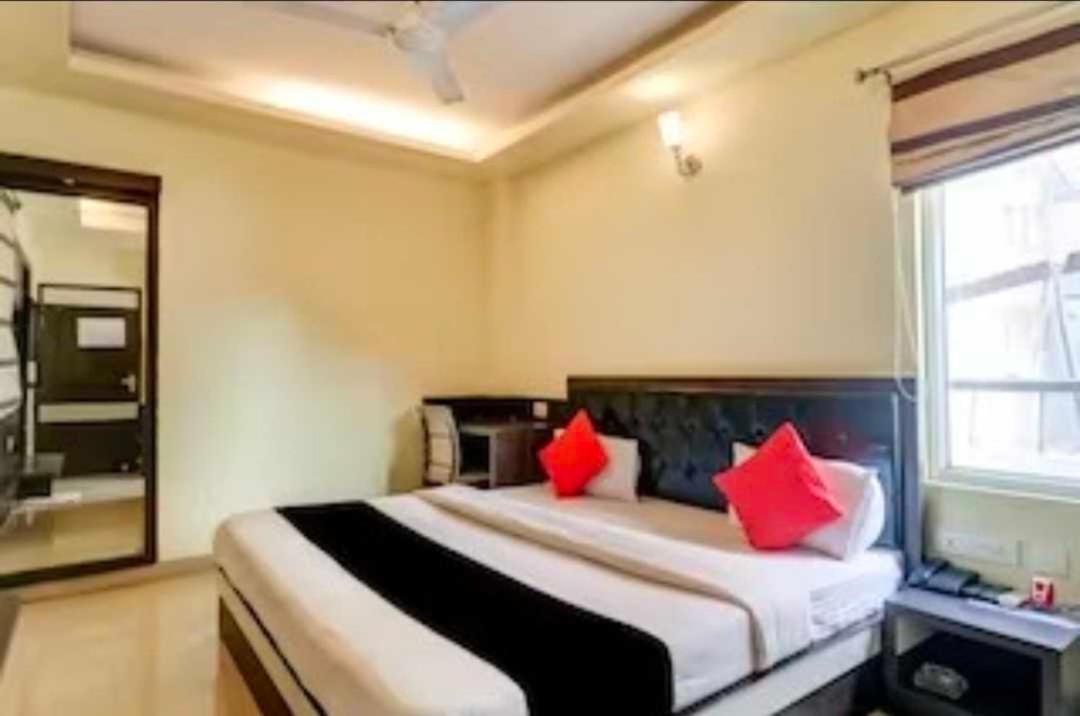 Collection O Hotel Kashi Inn Varanasi Luaran gambar